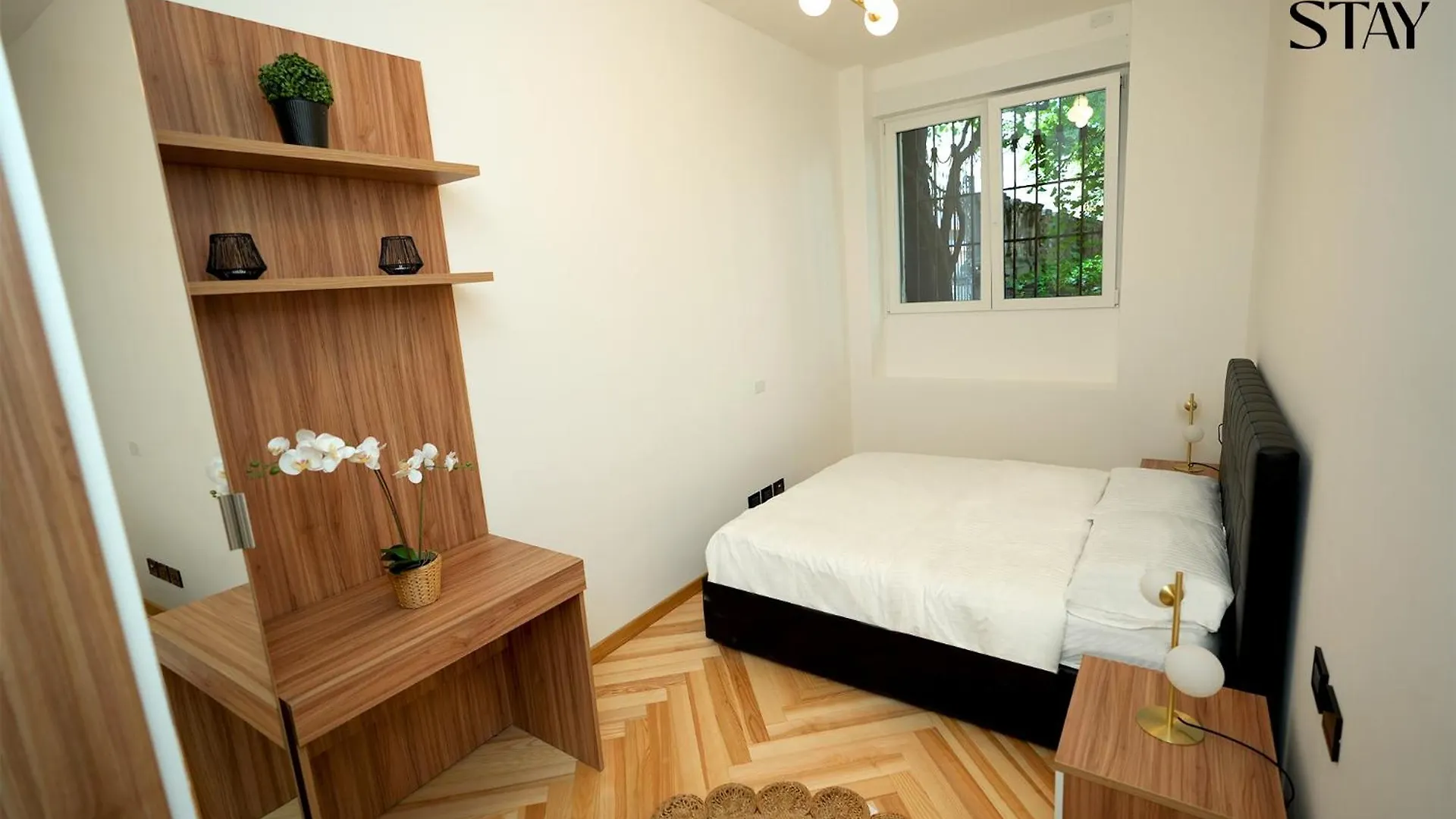 San Babila - Duomo Luxury Milanese Apartment Italy
