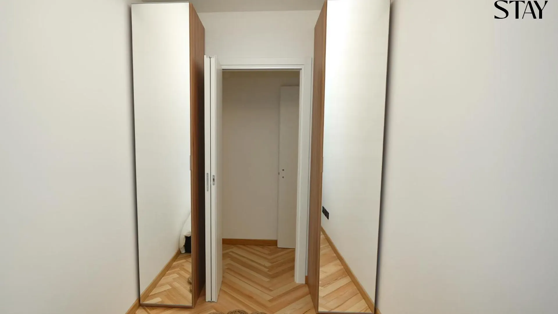 San Babila - Duomo Luxury Milanese Apartment